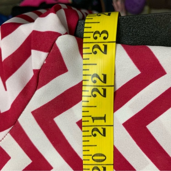 Kiara Popover Blouse Top Semi Sheer 3/4 Sleeve chevron print - Picture 6 of 6